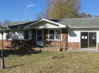 297 W Roosevelt Ave, Shawneetown, IL 62984