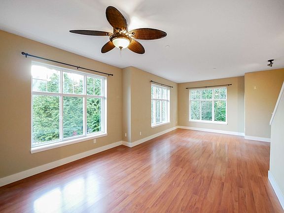 2nd image of 22684 NE Alder Crest Ln #22684