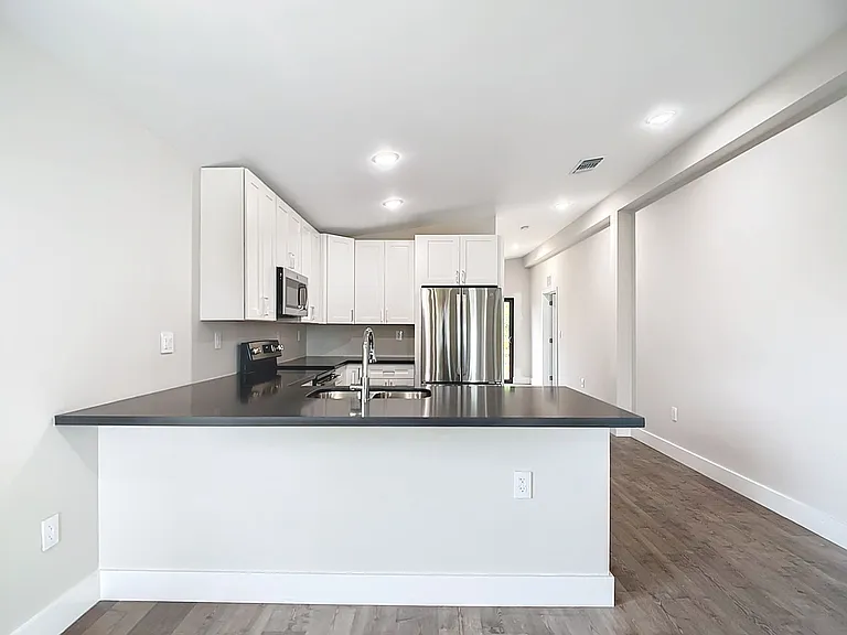 2505 Storter Ave — Photo 11