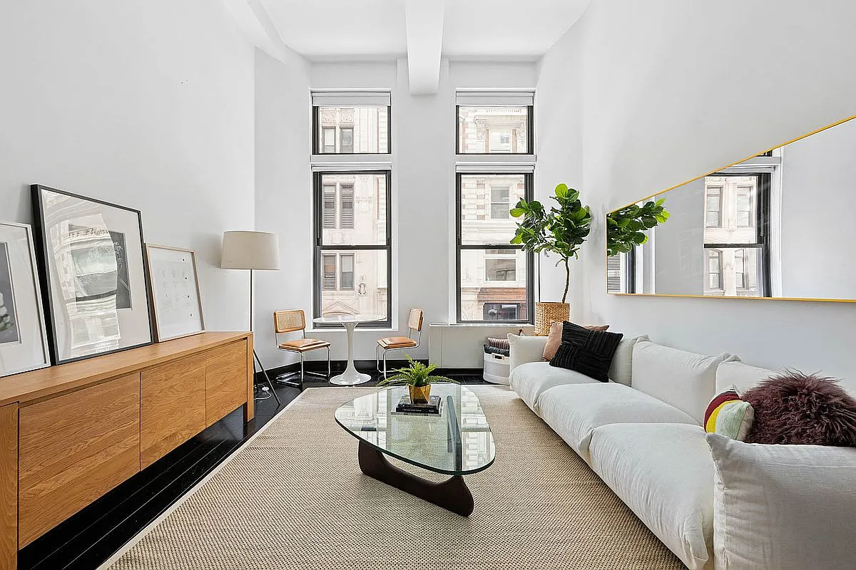 254 Park Ave S APT 3L photo 1