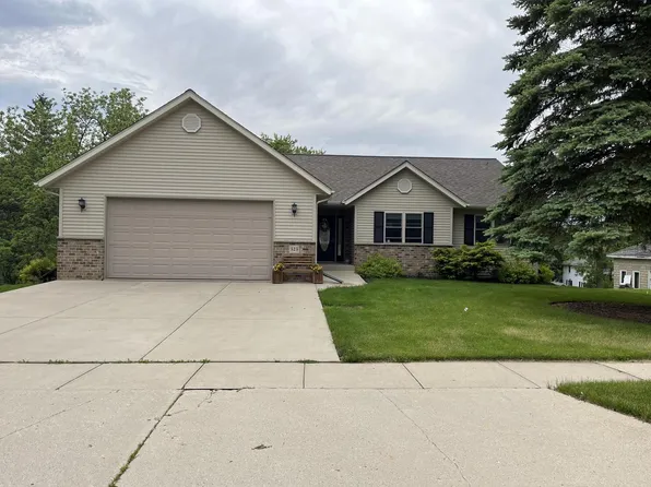 323 South John STREET, Mayville, WI 53050