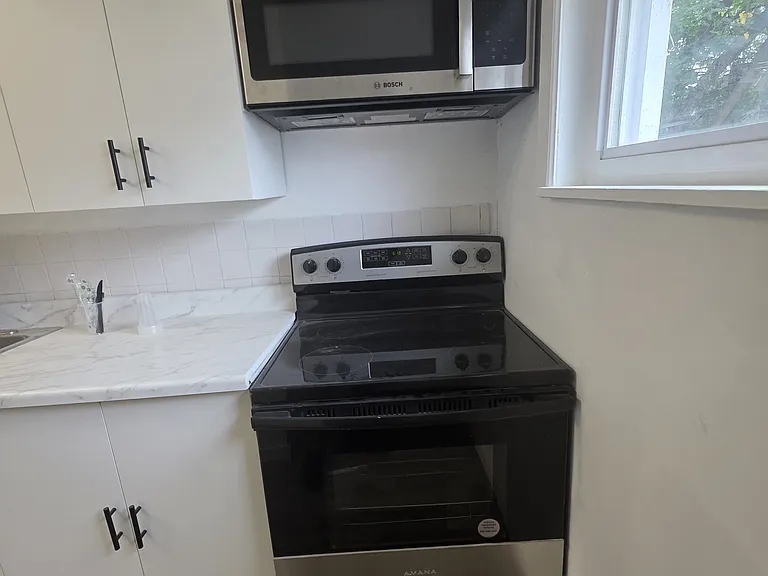 4125 Maywood St — Photo 9