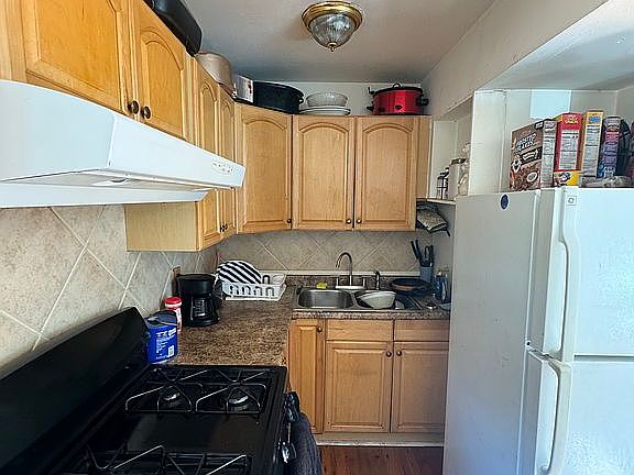 3rd image of 1939 Stieber St