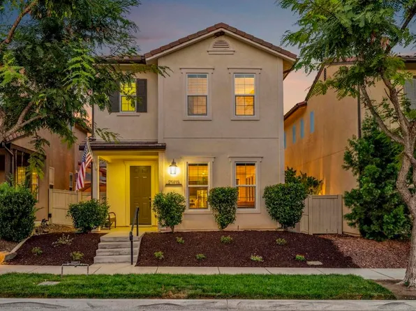 21415 Riding Trail Dr, Escondido, CA 92029