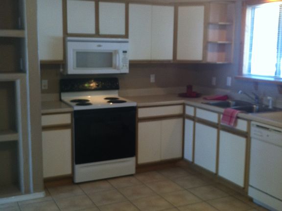 Eat In Kitchen