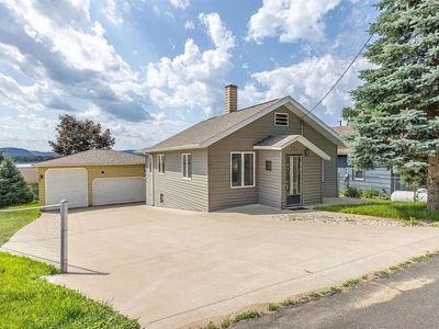 302 Walnut STREET, Genoa, WI, 54632