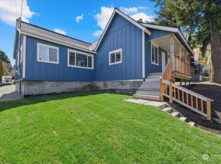 206 W Dakota Ave, Roslyn, WA 98941
