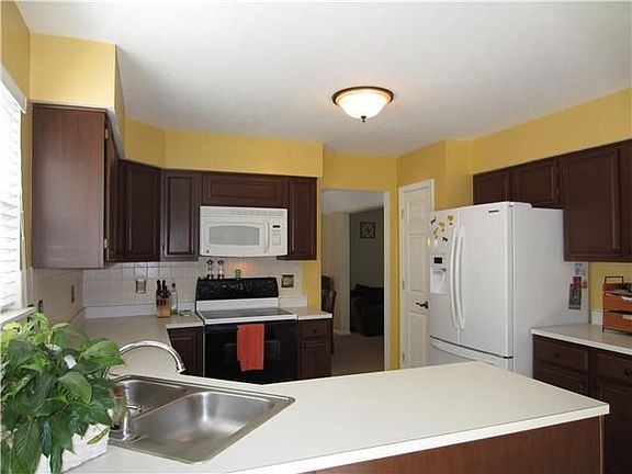 4th image of 7615 Geist Estates Dr