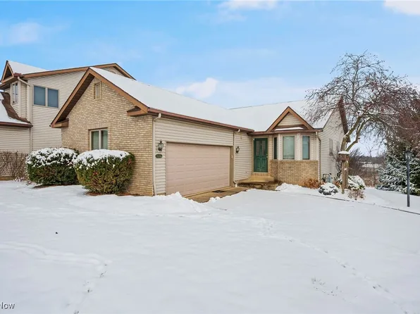 6261 Hollow Ln, Medina, OH 44256