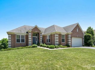 1143 Dorr Dr, Sugar Grove, IL 60554