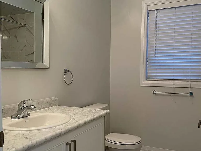1376 Harrington St — Photo 29