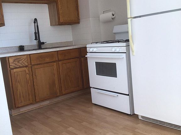 3rd image of 6N582 Illinois St