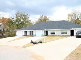 321 Westbrook Ct, Decatur, AR 72722