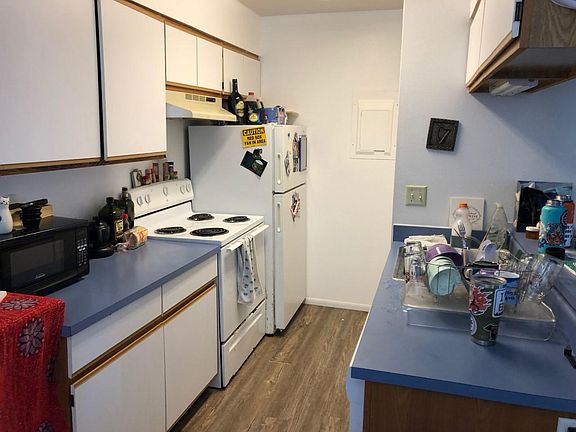 Fully Functional Kitchen