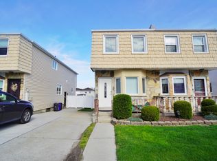 42 Shale St, Staten Island, NY 10314