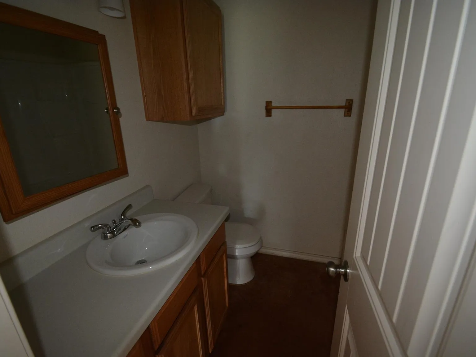 2 bed, 765 sqft, $895 — Photo 4