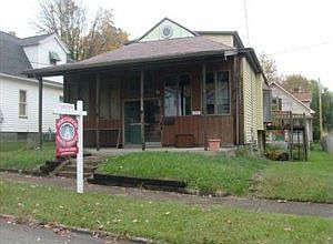 1st image of 375 Morewood Ave
