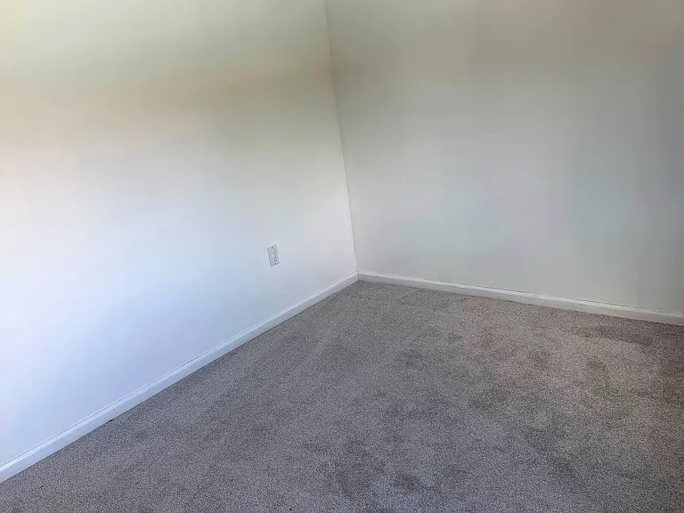 8408 Tamarron Dr — Photo 14