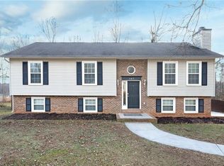 147 Valley Oak Ct, Lexington, NC 27295