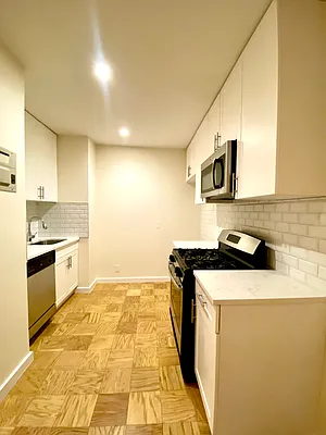 Rented by City & Suburban | media 30