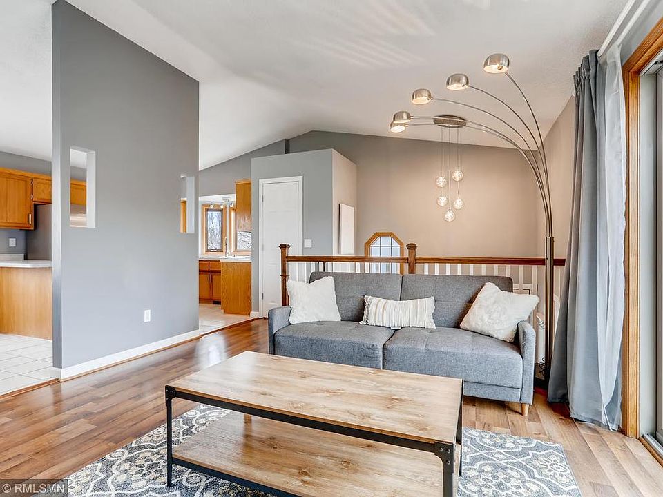 1st image of 12068 Vintage St NW