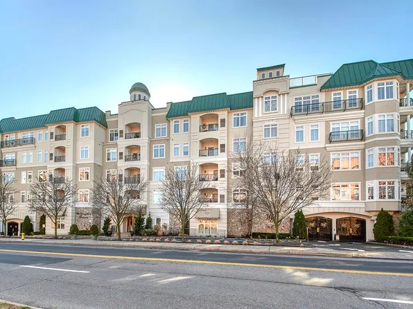 410 Westchester Avenue #114, Port Chester, NY 10573