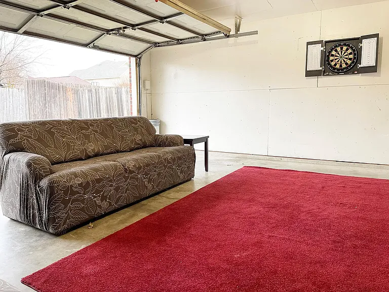 8306 Trail Lake Dr — Photo 31