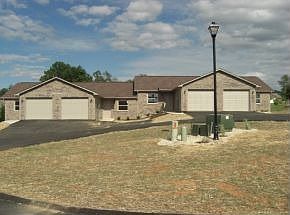 1st image of 102 Hale Dr