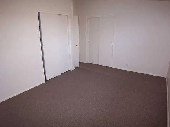 2632 Dakota St NE — Photo 1