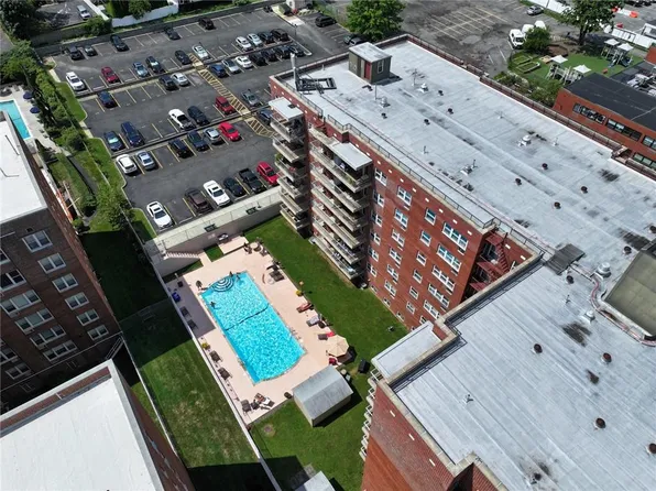 370 Westchester Avenue #5N, Port Chester, NY 10573