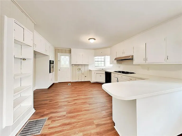 199 Howard St NE #2 — Photo 2