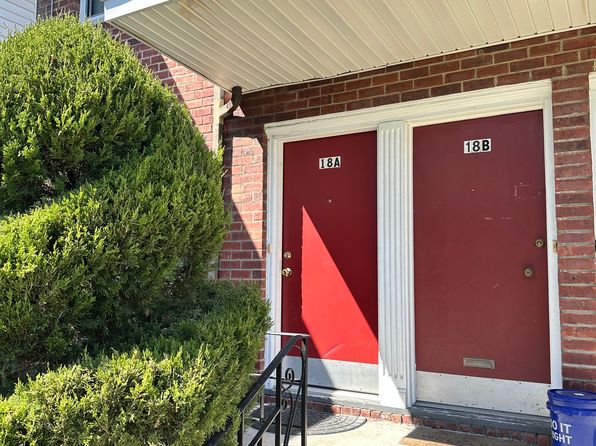 241 Wpassaic St #18A