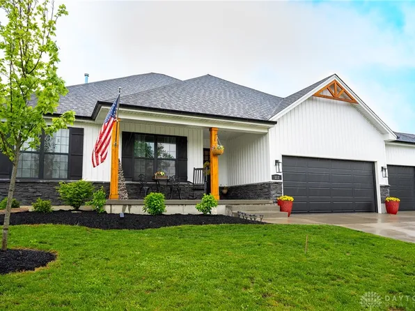 111 Overland Trl, Miamisburg, OH 45342