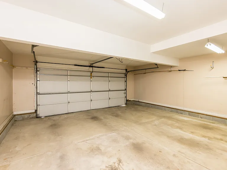 5558 Parker Hill Ln #1 — Photo 46