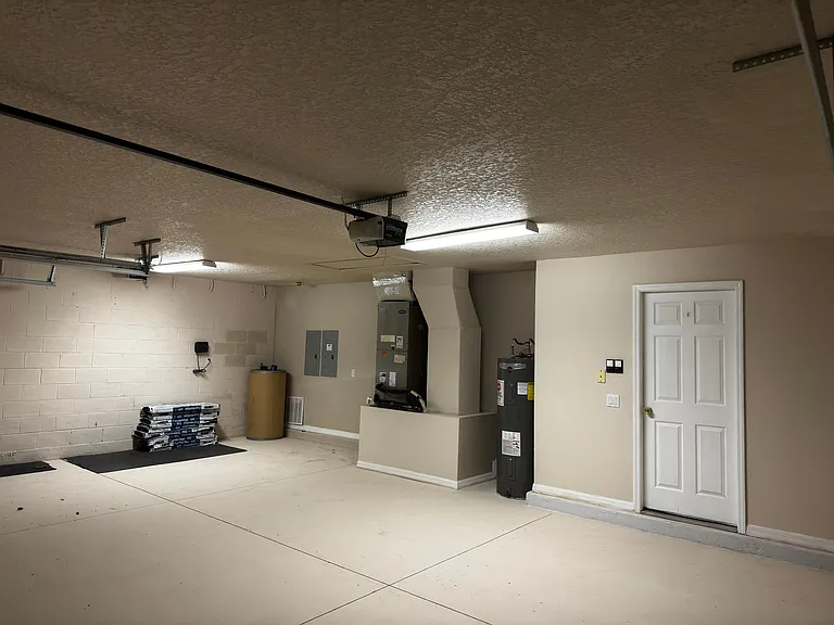 15349 Harvest Blvd — Photo 32