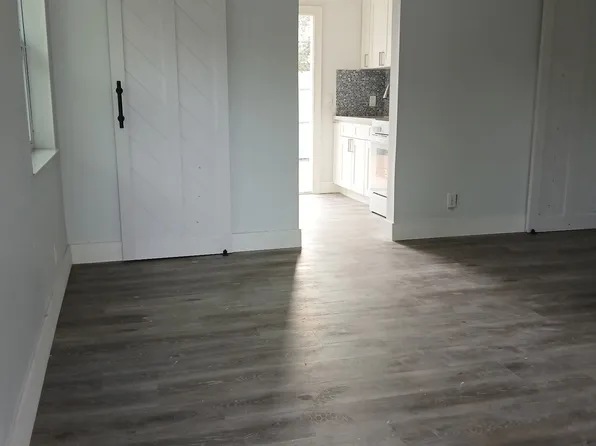 1499 NE 32nd St #8, Fort Lauderdale, FL 33334