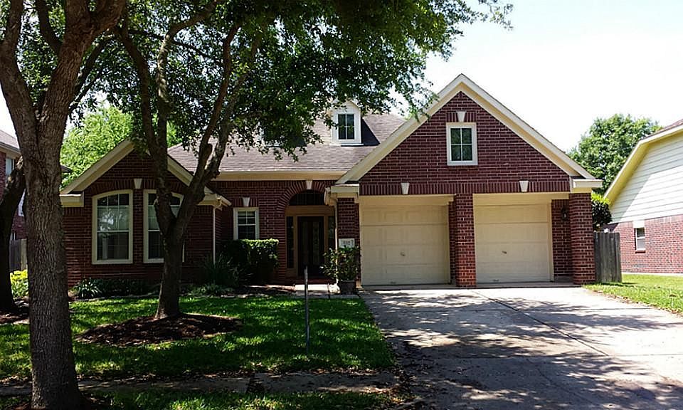 1st image of 502 Crestridge Dr