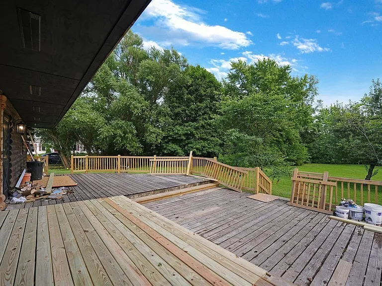 11110 S Highland Dr — Photo 19