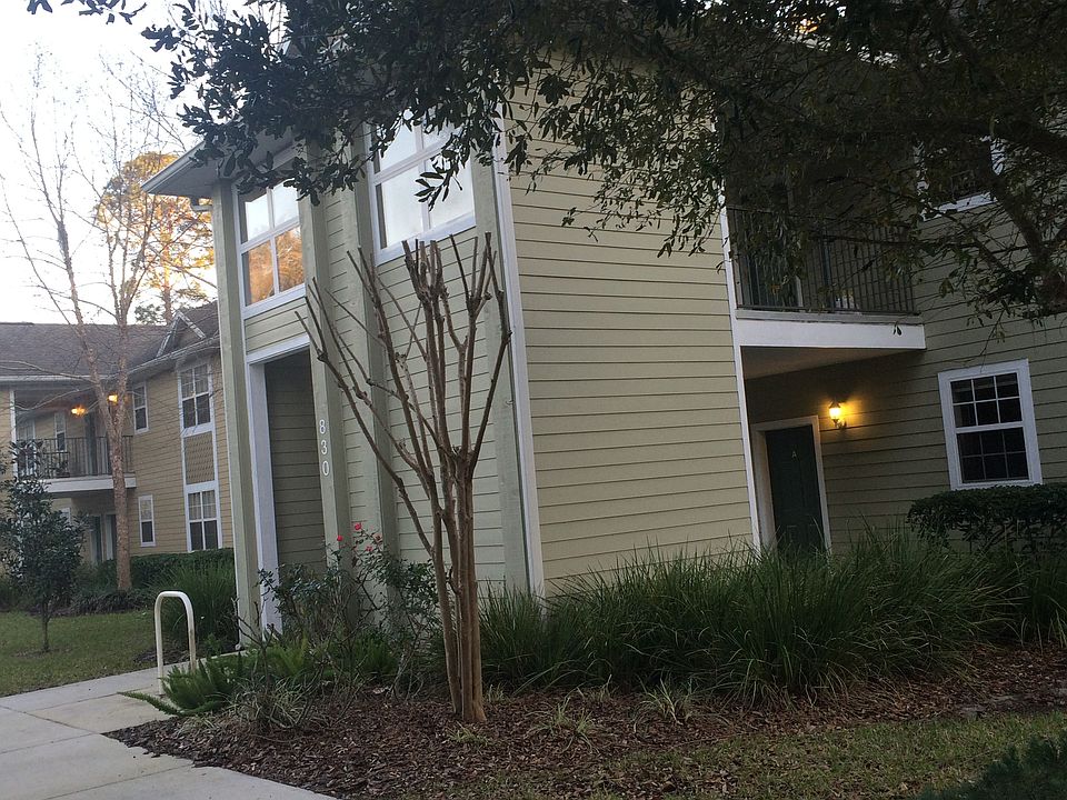 2nd image of 830 NW 19th Ave APT A