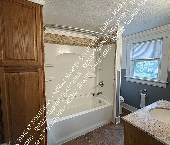 979 Neptune Ave — Photo 19