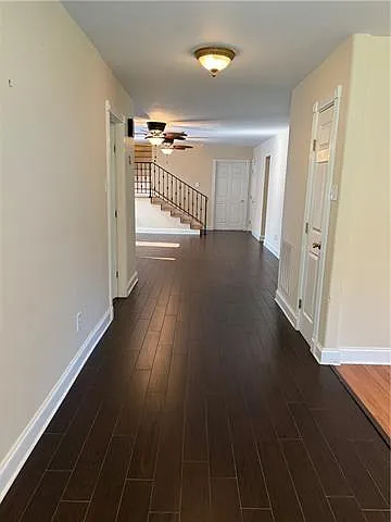 4 bed, 2.5 bath, 2580 sqft, $2,700 — Photo 4