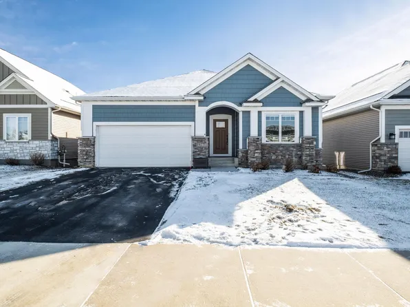 1927 Birch St, Carver, MN 55315