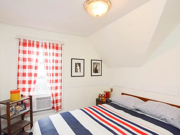 1721 W Nelson St #3 — Photo 14