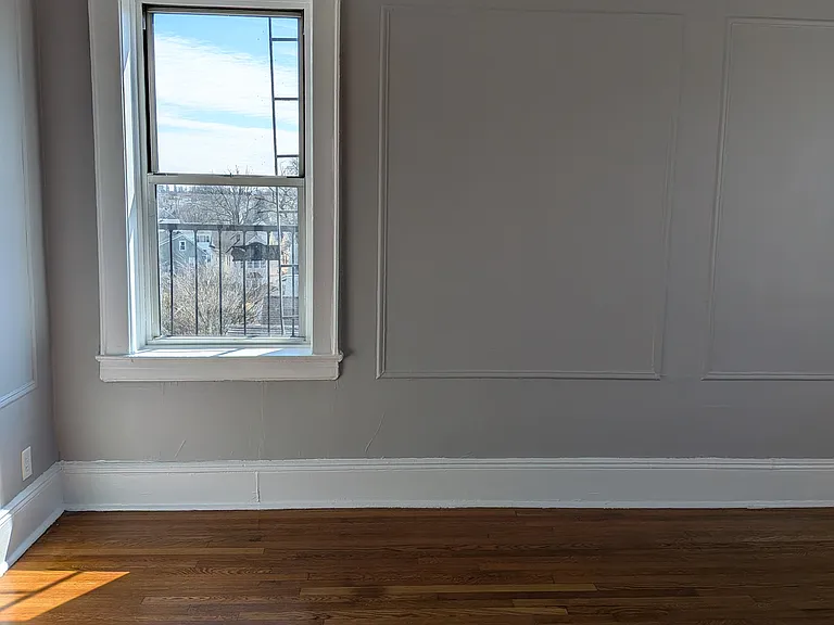 758 Jersey Ave — Photo 21