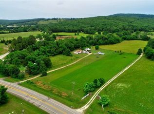 16860 S Us Highway 71, Winslow, AR 72959