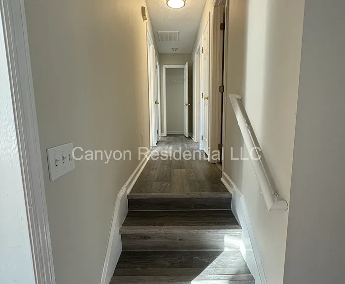 229 Lakeside Rd — Photo 2