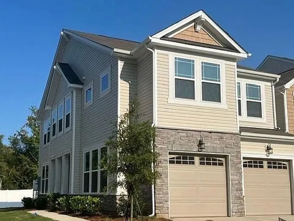1648 Munstead Pl