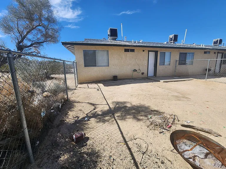 6621 Palo Verde Ave — Photo 8