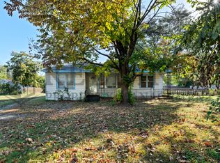 918 N Clara St, Wichita, KS 67212