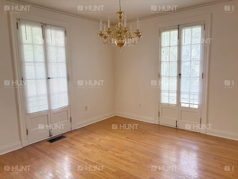300 Inner Cir — Photo 9